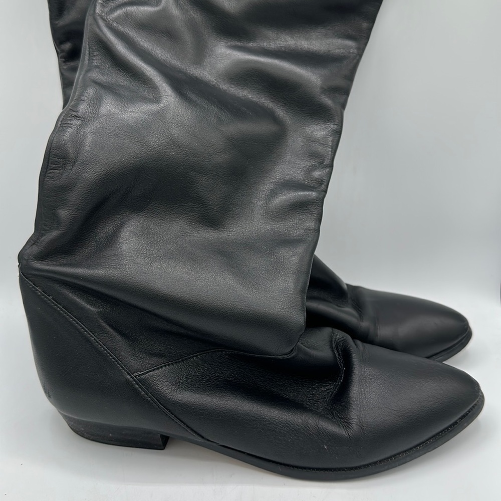 Vintage black leather Peter Pan boots, size 6M